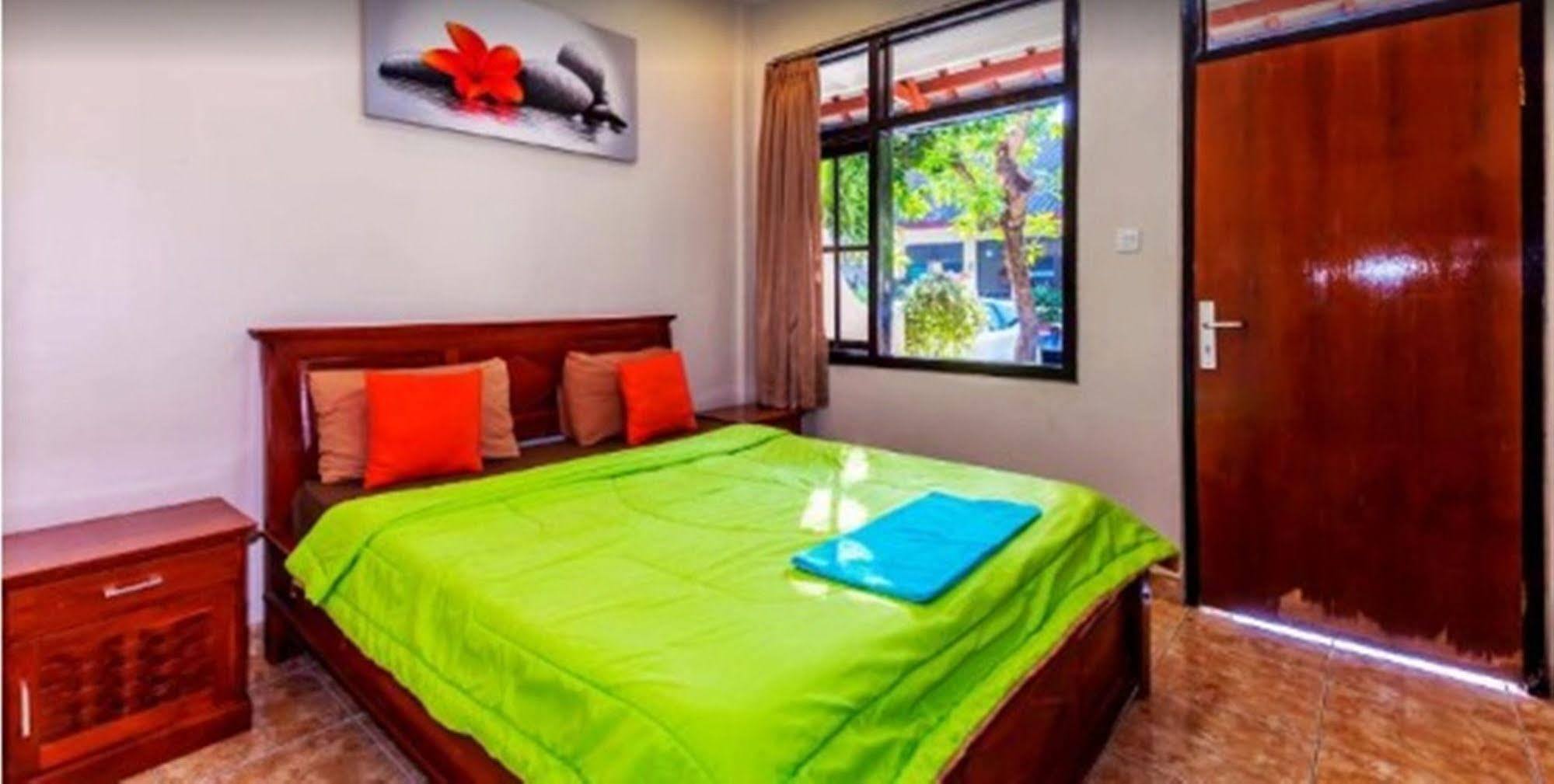 Karana Residence Kuta Lombok Exterior foto